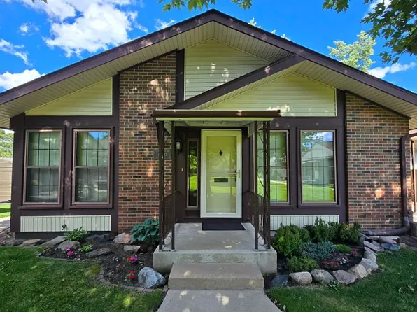 40437 Newport Dr #310, Plymouth, MI 48170