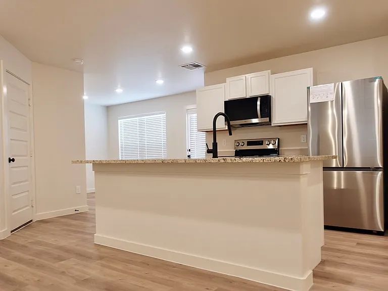 5917 Praline St — Photo 10