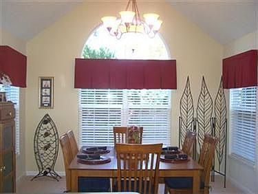 2nd image of 276 Mariners Way