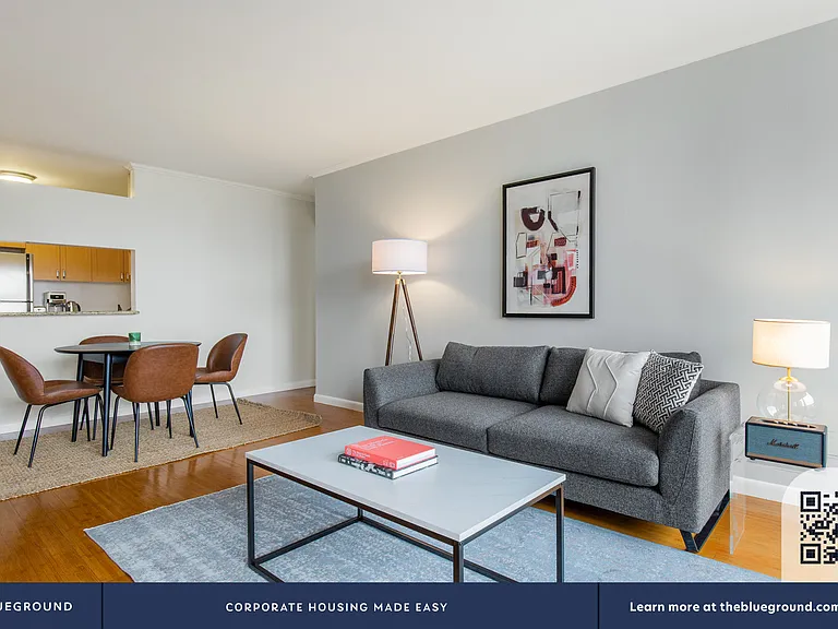 235 W 48th St #39C — Photo 4