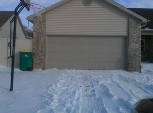 5611 Indiana St, Hobart, IN 46342