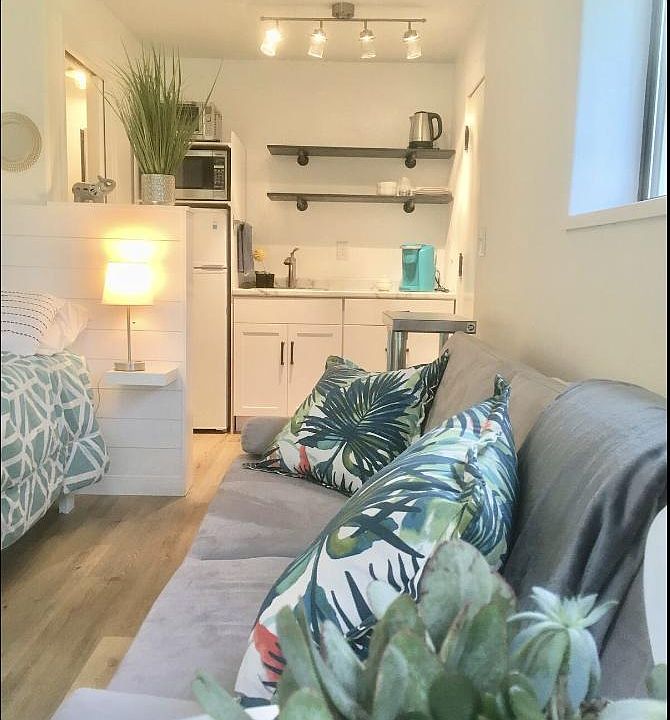 couch to kitchenette