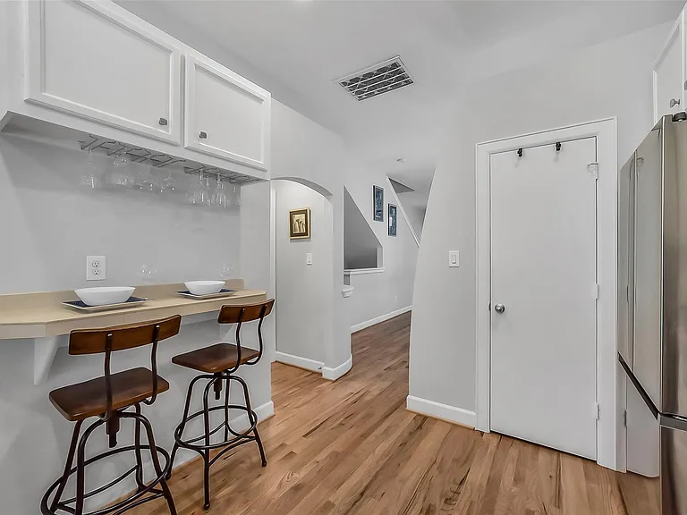 8715 Meadowcroft Dr #1102 — Photo 12