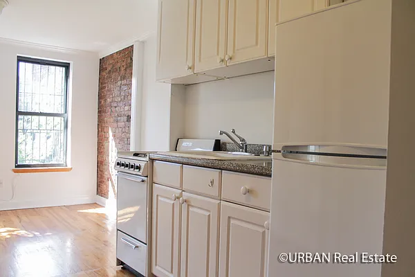 Rented by Urban Real Estate Inc | media 14