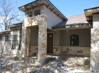 229 Sendera Xing, La Vernia, TX 78121