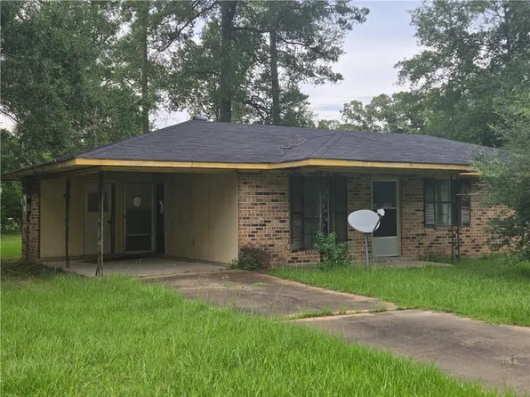 260 Pine Ln, Oakdale, LA 71463