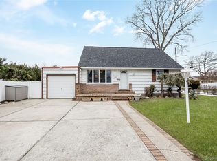 144 Broadway, Massapequa Park, NY 11762