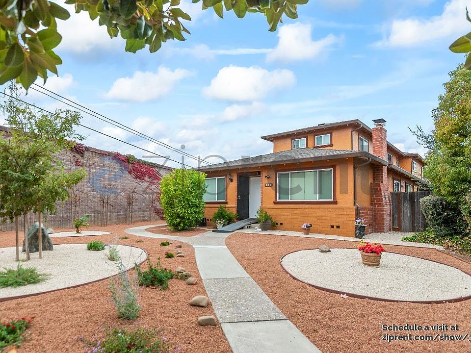1st image of 900 Teakwood Ct #3C