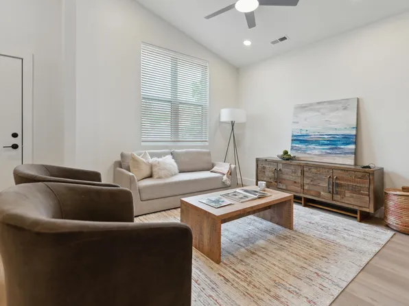 875 Bellows Ave, Columbus, OH 43223