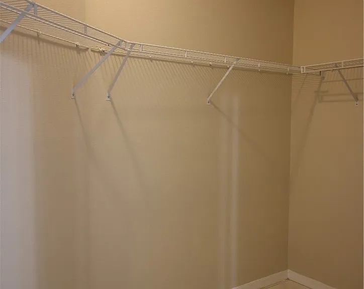 2864 N Churchill Way — Photo 14