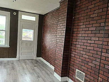 5865 Madison Ave #1 — Photo 8