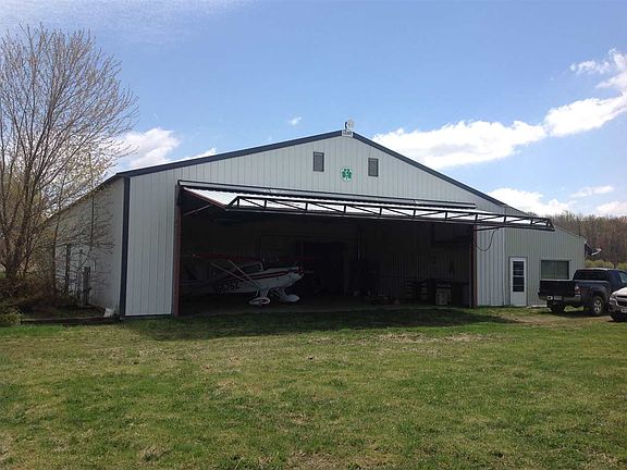 3rd image of 238556 Deer Creek Ln