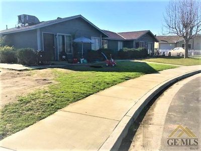685 Woodside Dr, Wasco, CA, 93280