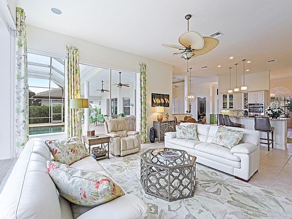 5th image of 11 Blue Hill Ct