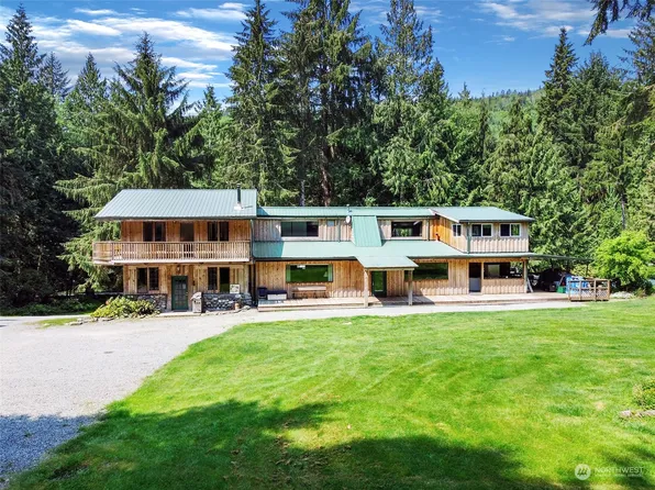 3339 Deer Trails Lane, Bow, WA 98232