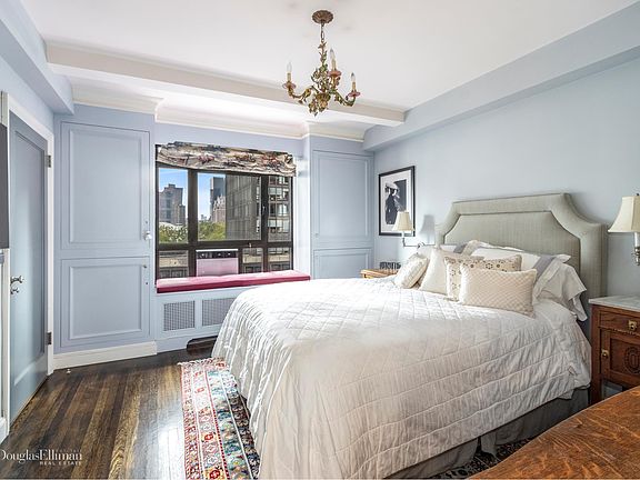 4th image of 2 Beekman Pl APT 8E