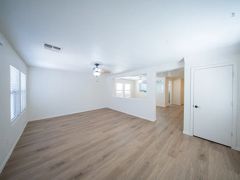 21160 E Avenida Del Valle — Photo 14