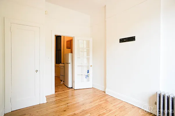 Rented by City Connections Realty | media 28