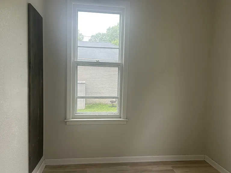 1630 Kearney Ave — Photo 13