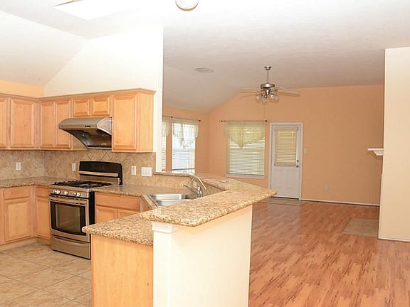 5th image of 12434 Gershwin Oak St