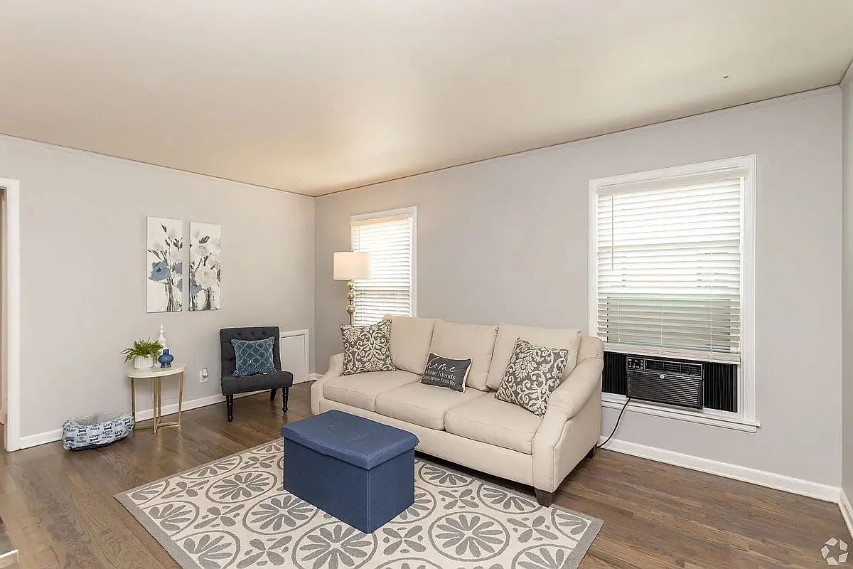 The Gladstone! Classic but Modern 1 & 2 Bedroom Apartments in Dundee — Photo 1