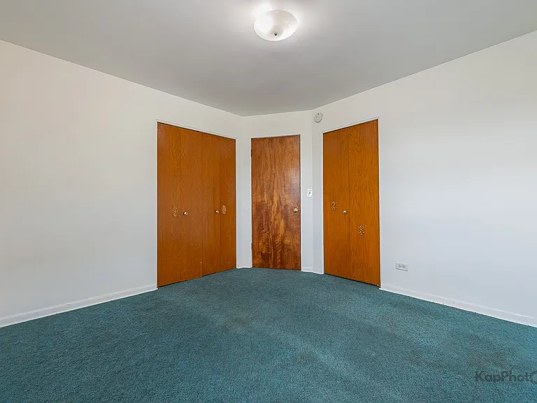 8417 W Berwyn Ave #2 — Photo 26