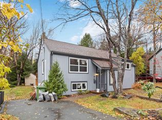 26 Village Cres, Bedford, NS B4A1J2