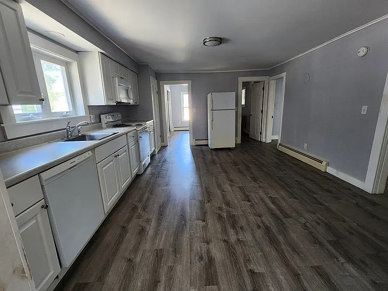 11 Mitchell Ln — Photo 11