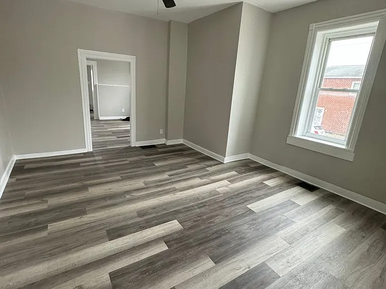 42-44 E Potomac St — Photo 11