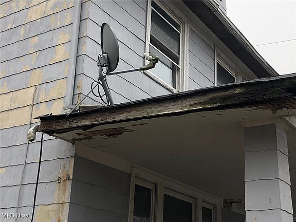 5th image of 3621 E 124th St