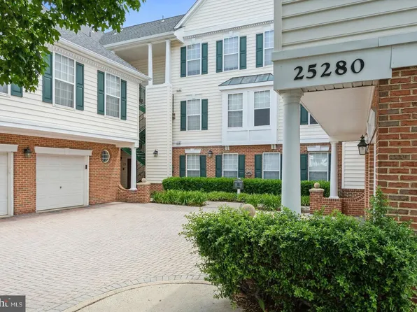 25280 Lake Shore Sq Unit 304, South Riding, VA 20152