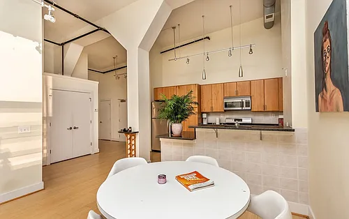 22 S Howard St #601 Photo 1