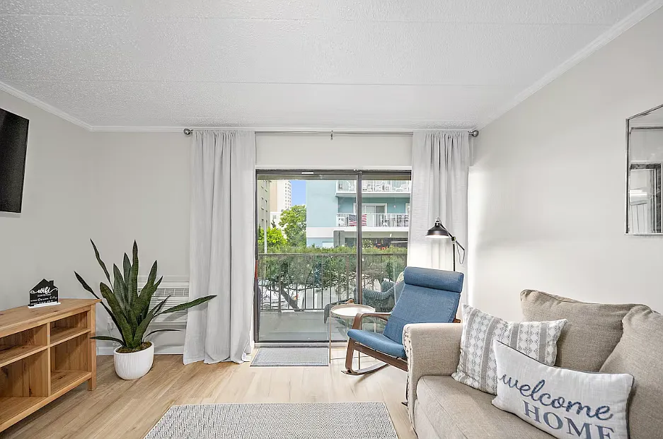 1 bed, 1.5 bath, 525 sqft, $1,350 — Photo 3