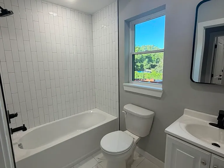 132 E Holsman St #2 — Photo 7