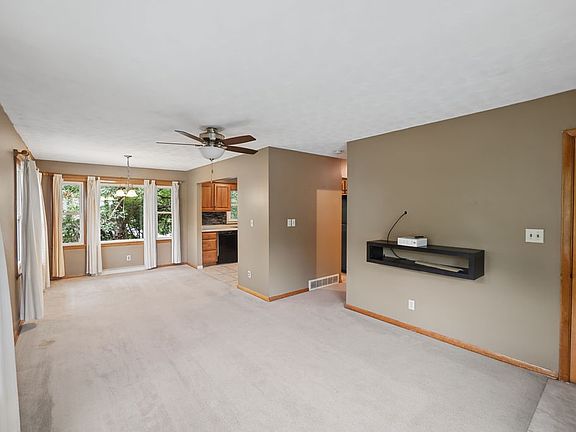 4th image of 4375 E Du Frain Ave