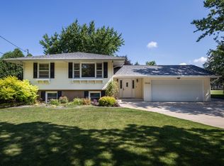 9838 Wilmot Rd, Pleasant Prairie, WI 53158