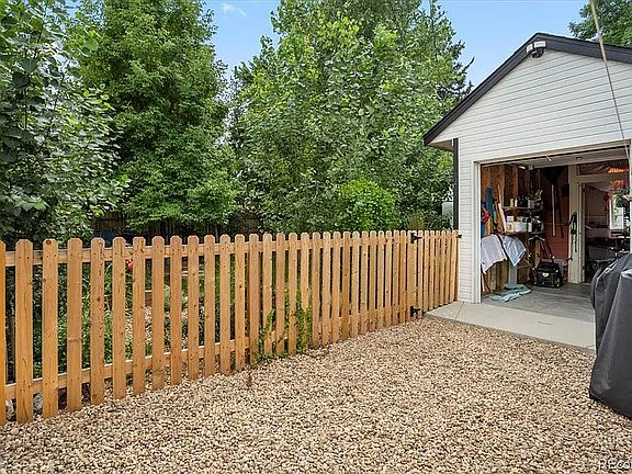 5th image of 5606 Balsam St