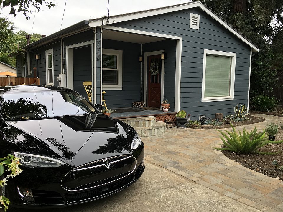 1st image of 770 17th Ave