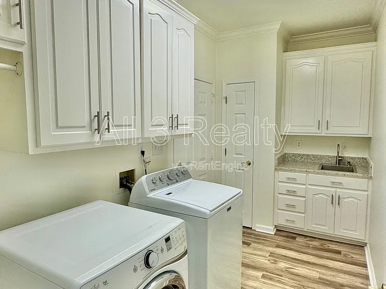 113 River Chase Ct — Photo 17