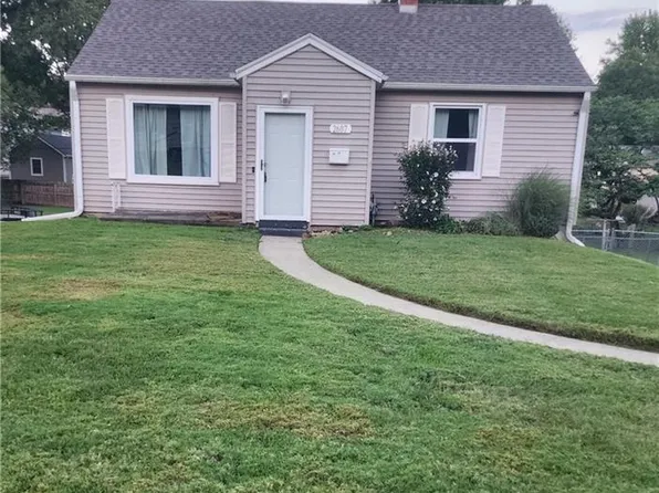 2607 Parallel Ave, Saint Joseph, MO 64506