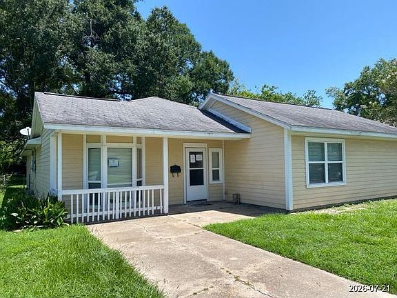 3rd image of 41 Parker Rd