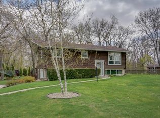 158 King Lake Rd, Brooklyn, WI 53521