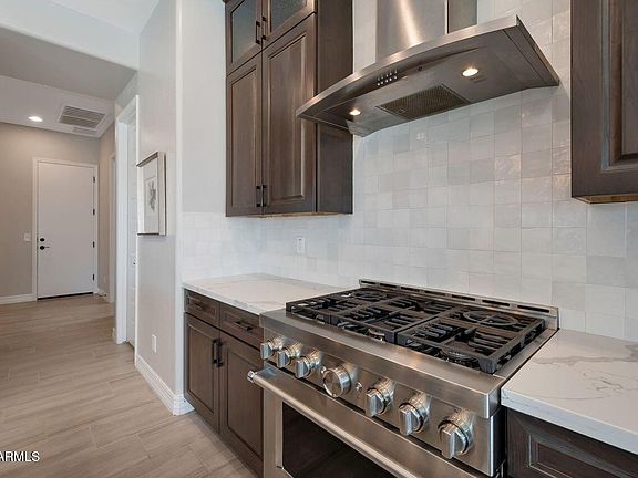 4th image of 2523 E CLARK Drive