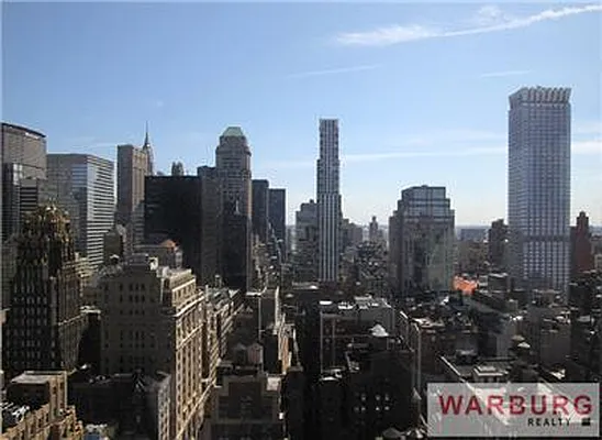 Rented by Warburg | media 132