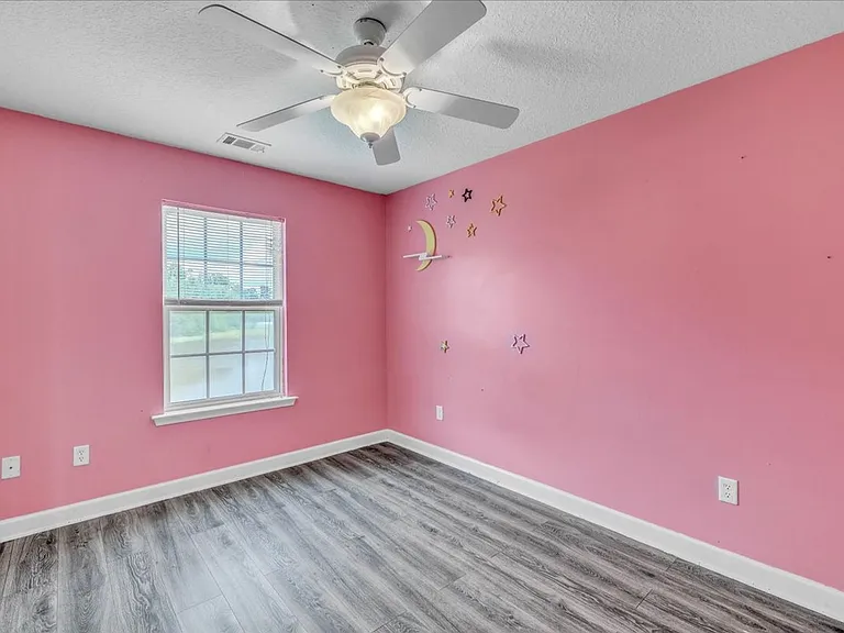 256 Savannah Ln — Photo 24
