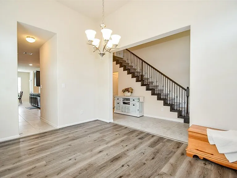 2214 Granite Park Ln — Photo 3