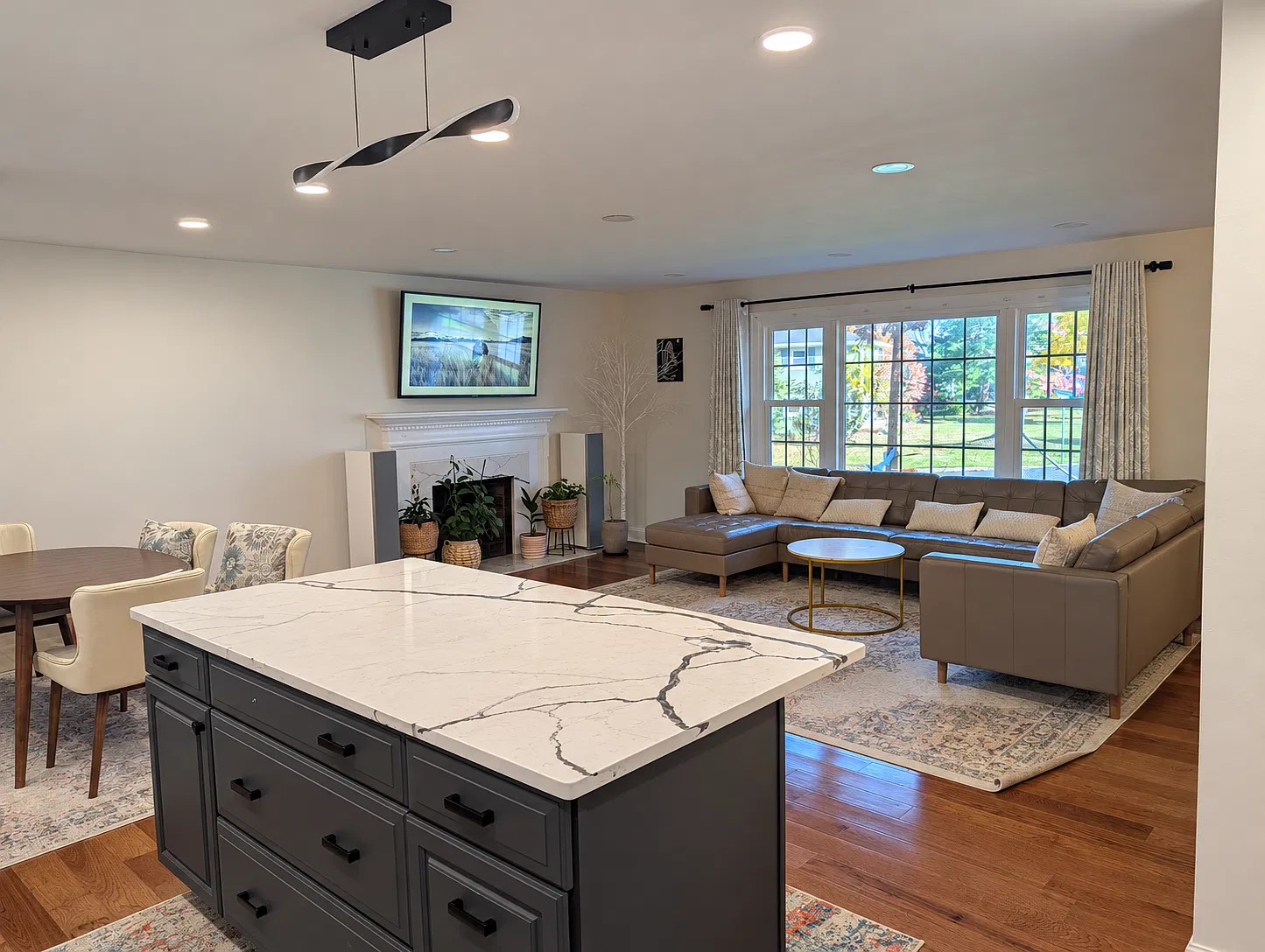 28 Woodbine Cir — Photo 3