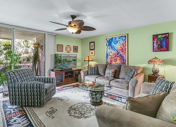 4th image of 241 E La Verne Way Unit D