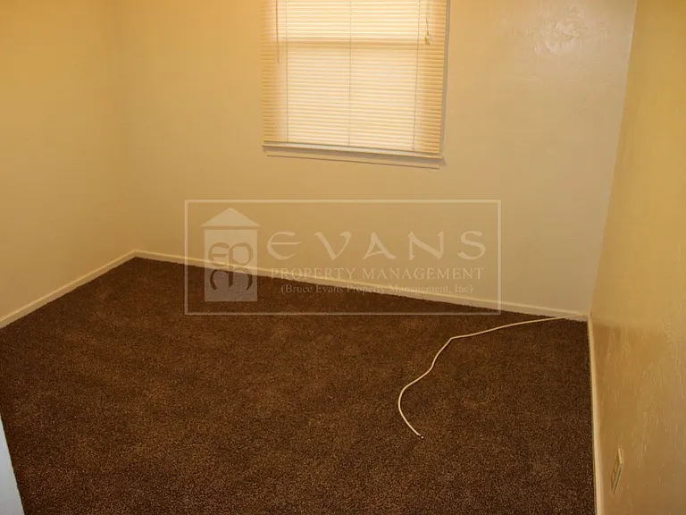 2925 E Westcott Ave — Photo 6
