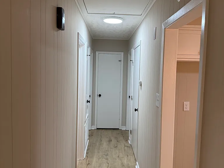 238 Cloverdale Pl — Photo 8